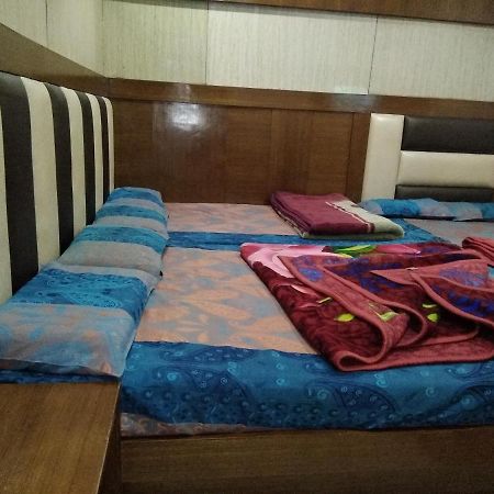ניו דלהי Silver Palace Hotel מראה חיצוני תמונה