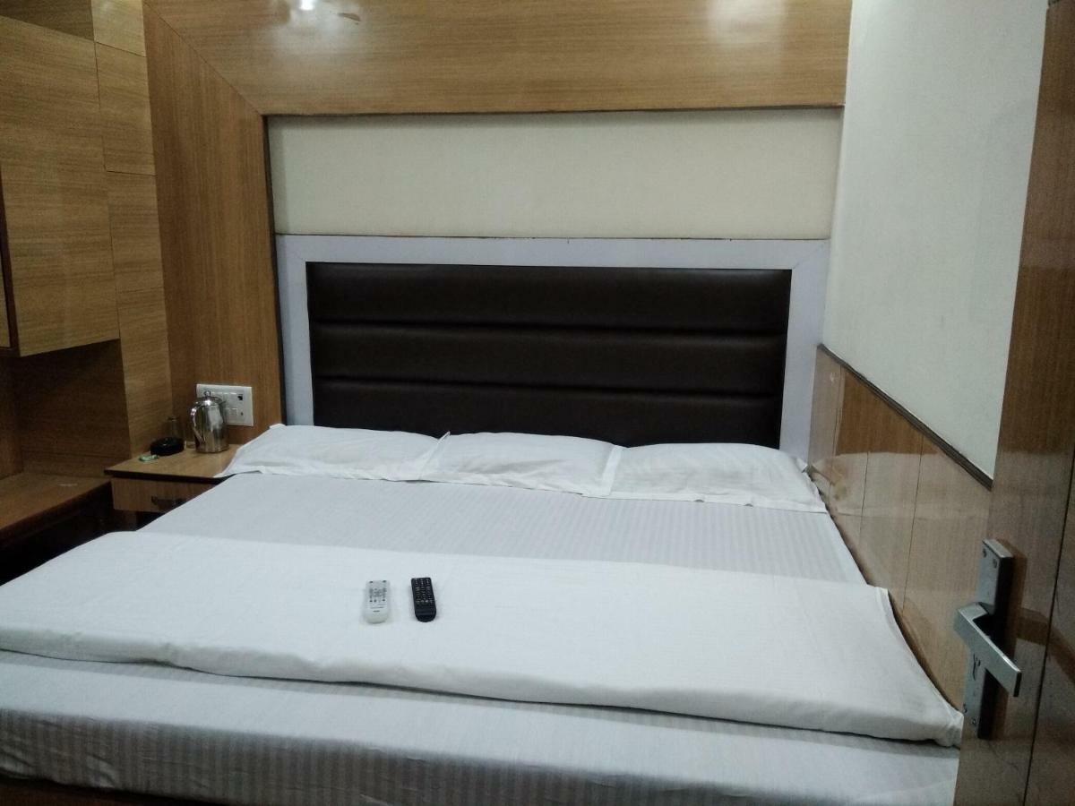 ניו דלהי Silver Palace Hotel מראה חיצוני תמונה