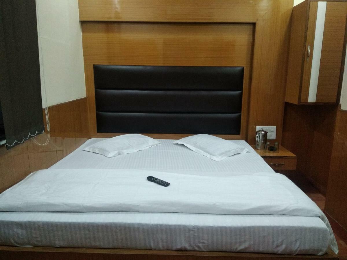 ניו דלהי Silver Palace Hotel מראה חיצוני תמונה